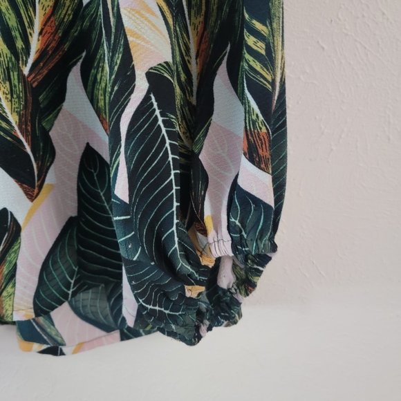 XL Belongsci Leaf Print Long Sleeve V Neck Blouse - Picture 5 of 6